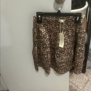 Copper Key Black Floral Mini Skirt new with tags for girls